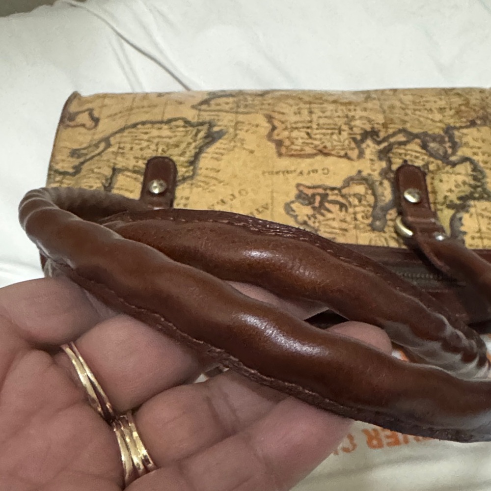 Patricia Nash Map-Print Shoulder Bag in Brown and Tan - Picture 4 of 11